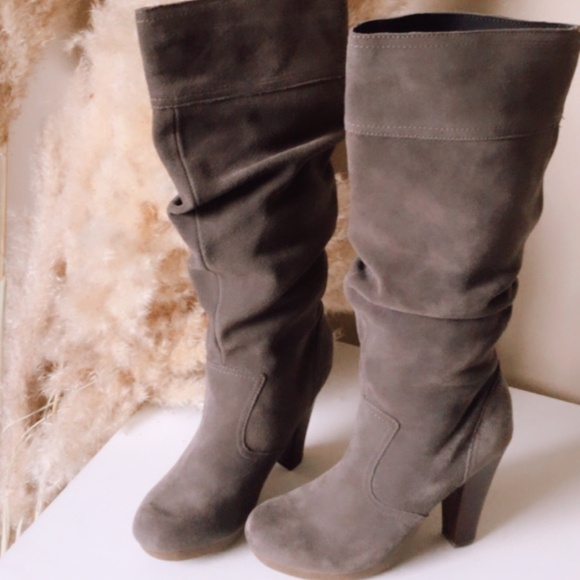 Colin Stuart Leather Grey Heeled Boots Size 5 NWOT - Picture 1 of 4